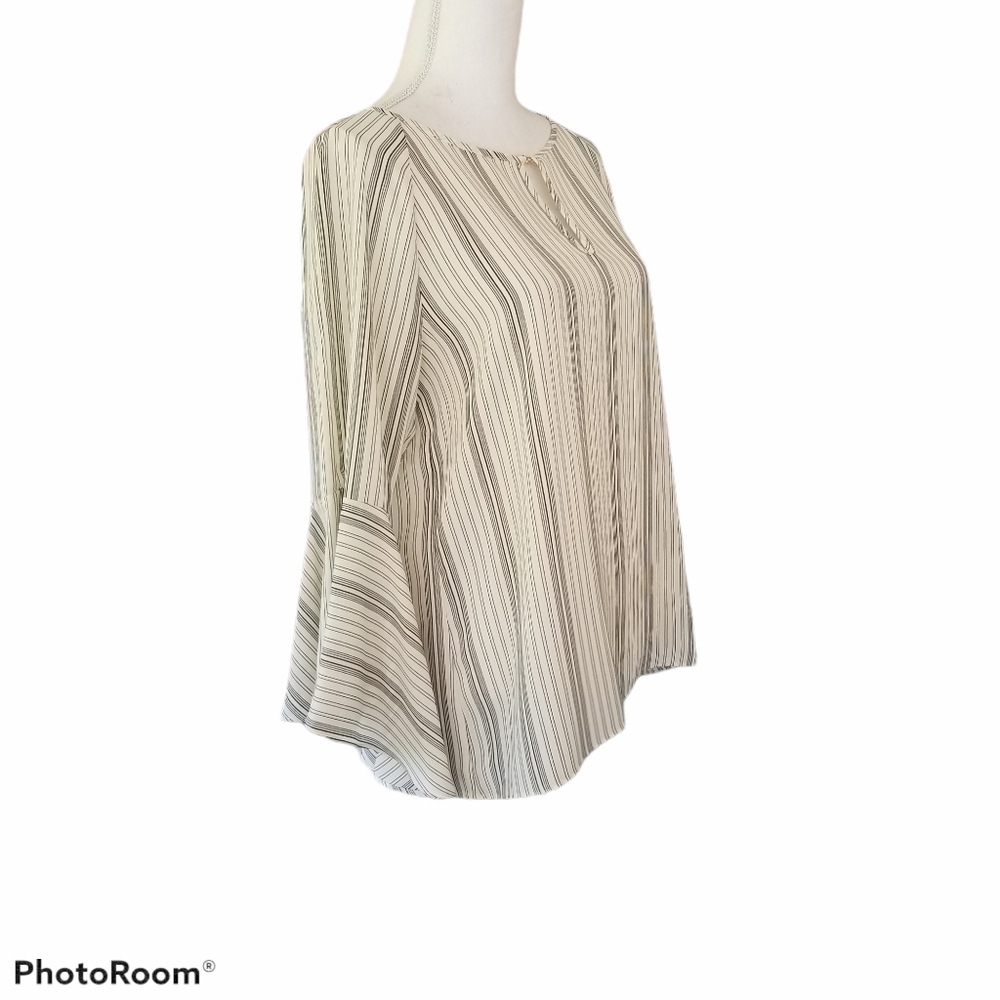 Ivanka Trump Size Large Blouse
